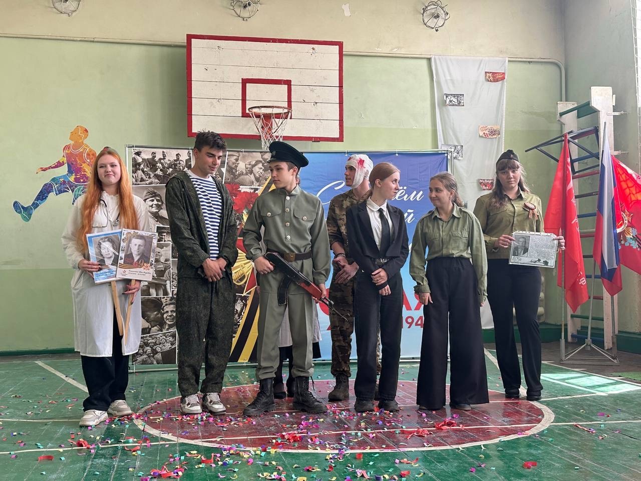 Праздничный концерт в честь Дня Победы.
